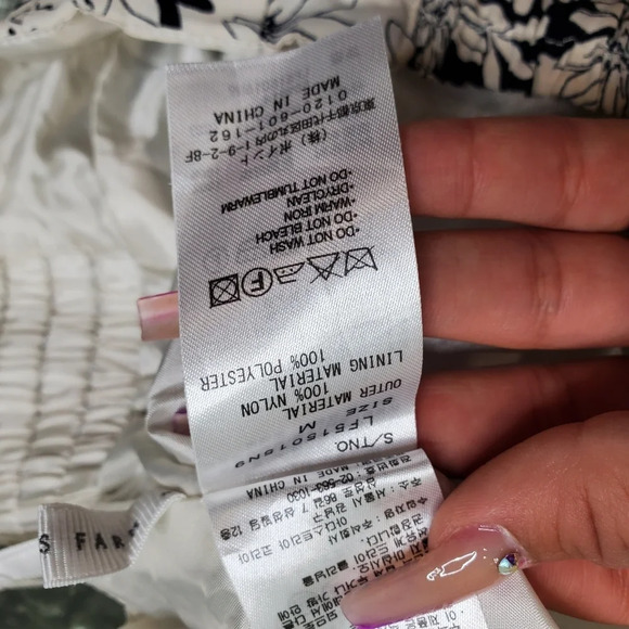 Lowry's Farm Floral Paperbag Shorts - Picture 7 of 8